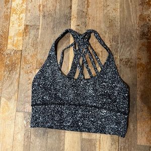 Lululemon free to be long line bra